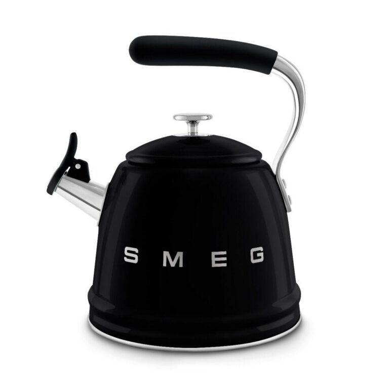 Smeg 2.3L Black Whistling Kettle - WKF01BL